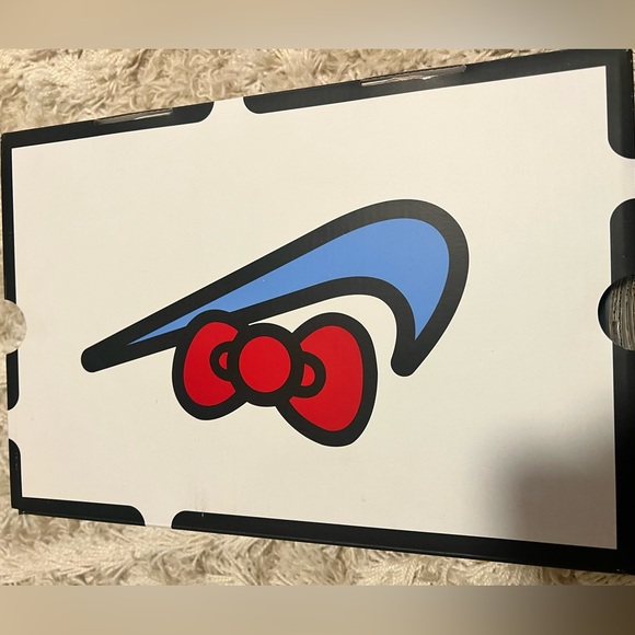 Nike Hello Kitty x Air Prestos Men’s Sz 8, Women’s Sz 10 - Picture 5 of 5